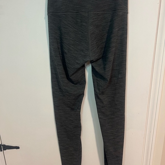 lululemon athletica Wunder Charcoal 28” Leggings - Picture 3 of 4